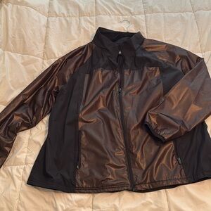 Fabletics activewear jacket
Demi Levato
Worn once .. perfect condition